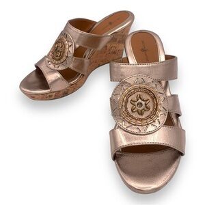Jaclyn Smith Beaded Metallic Slide Sandals – Size 9